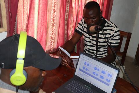 Atɔ̀ɔgu'u aŋwàꞌàlì Lukasì