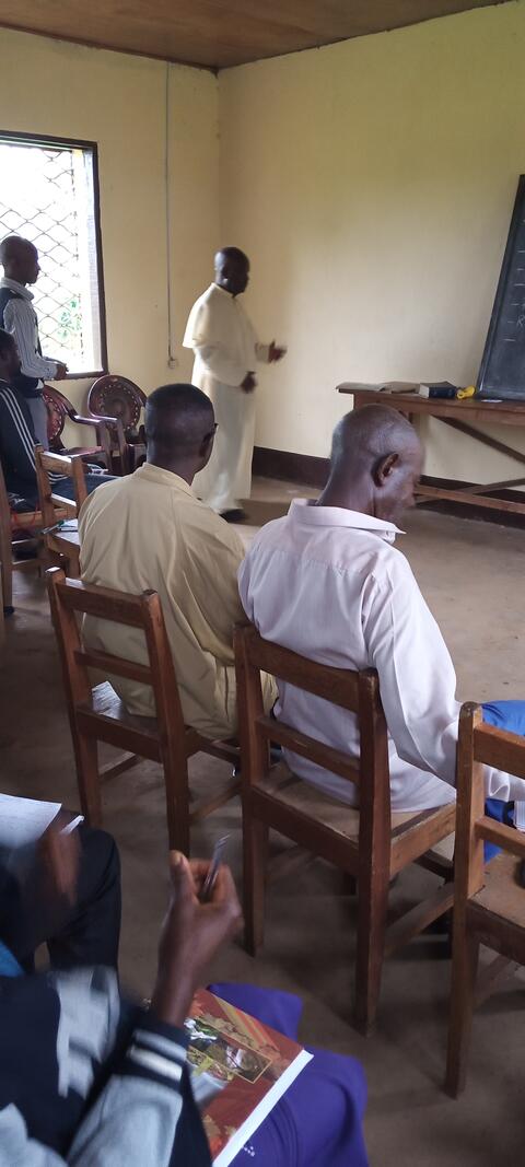 ashɨ̀ŋgə anwoꞌo Nwì